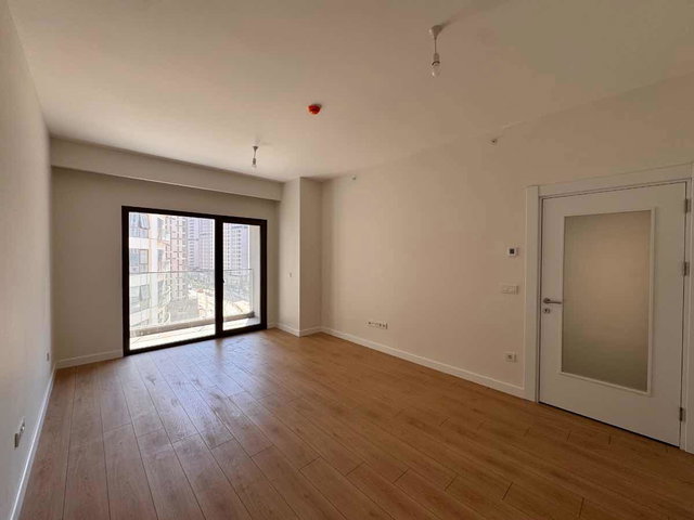 YENİ FİKİRTEPE 5.ETAP PRESTİJ CADDESİ'NE BAKAN 2+1 KİRALIK DAİRE