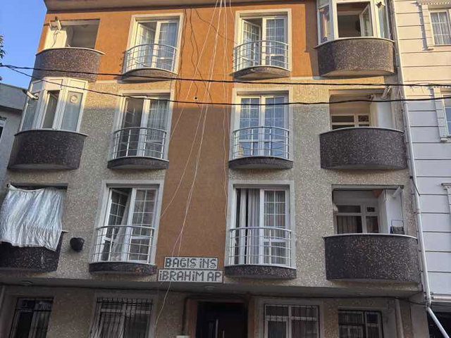ESENYURT DEVLET HASTANESİ YAKININDA SATILIK 190 M² DUBLEX DAİRE