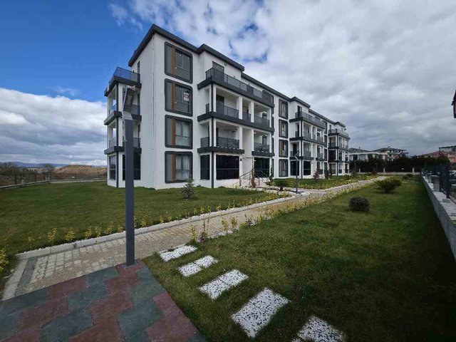 KARTEPE F.S.M MAHALLESİNDE,SİTE İÇİNDE LÜKS 2+1 DAİRE
