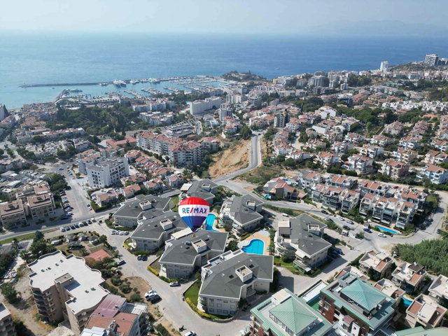 KUŞADASI 'NDA SATILIK DAİRE...