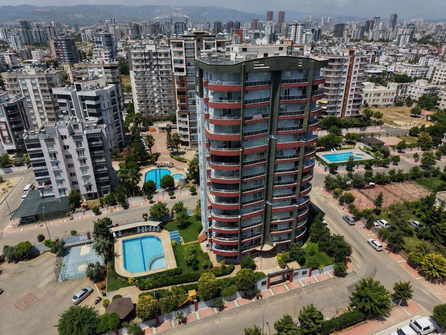 REMAX RİNA'DAN MENTEŞTE HAVUZLU FERAH 3+1