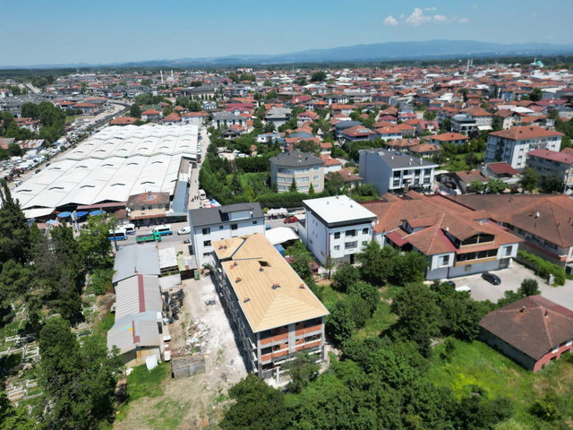 REMAX SOFT'TAN PAZAR YERİ KARŞISINDA 1+1-2+1 SATILIK DAİRELER