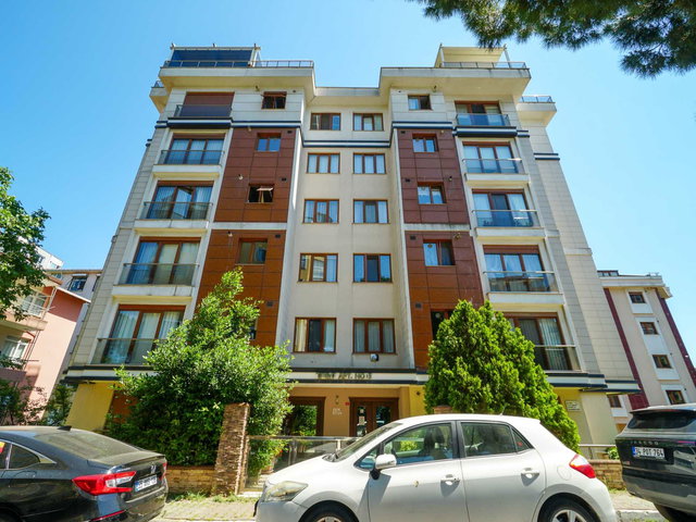 MALTEPE ADATEPE SERAP CADDESİ ÜZERİNDE 3+1 SATILIK FIRSAT DAİRE