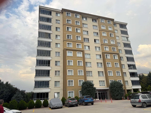ETIMESGUT BAĞLICA'DA SATILIK 4+1 /3 CEPHELI/HOBI BAHÇELI DAIRE