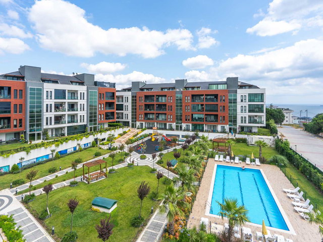 REMAX GELİŞİMDEN ALYA MARİN SİTESİNDE DENİZ MANZARALI 6+2 DUBLEKS DAİRE