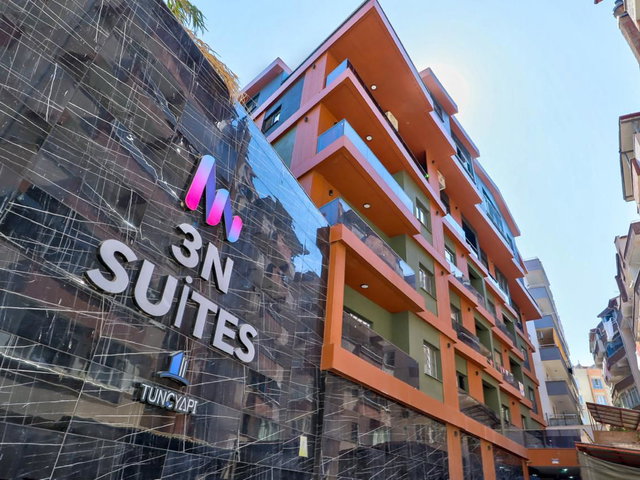 DİKİLİ 3N SUITES’TE SIFIR 2+1 SATILIK LÜKS DAİRE