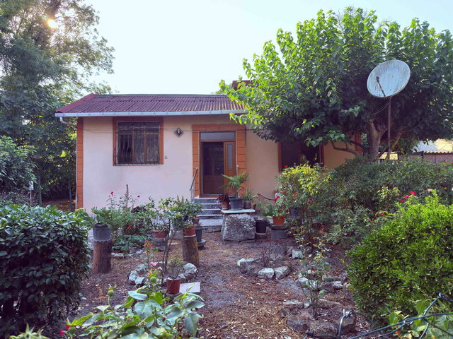 ARNAVUTKÖY BOYALIK'TA BAHÇELİ MÜSTAKİL YAŞAM FIRSATI-REMAX KAYA