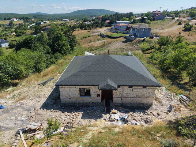 KÖRFEZ ELMACIK MAH. 1.908 M2 ARSA İÇINDE 135 M2 SIFIR LÜX TAŞ EV