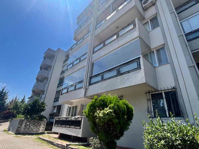 KOCAELI İZMIT PLAJYOLU DOSTLUK 7 SIT. GENIŞ 3+1 SATILIKDAIRE