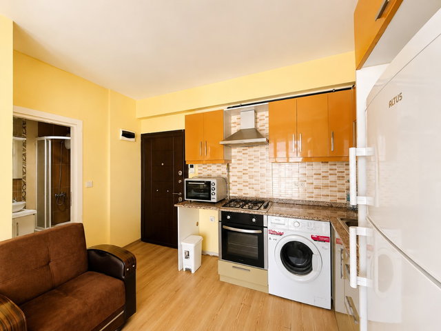 REMAX GELİŞİMDEN RÜYA YAŞAM EVLERİNDE CADDE CEPHE SATILIK 1+1 DAİRE