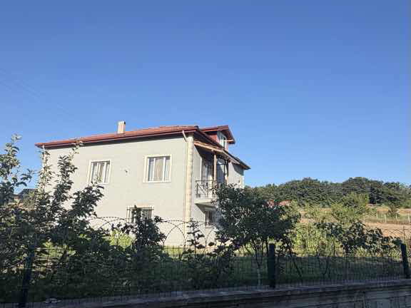 KOCAELİ KANDIRA MÜSTAKİL 4+2 TRİPLEKS BAHÇELİ VİLLA
