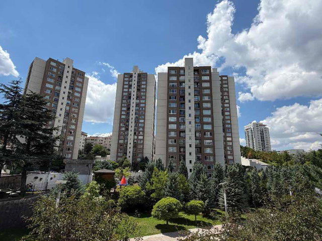 PARK VADİ EVLERİ'NDE SATILIK YAPILI 2+1 DAİRE