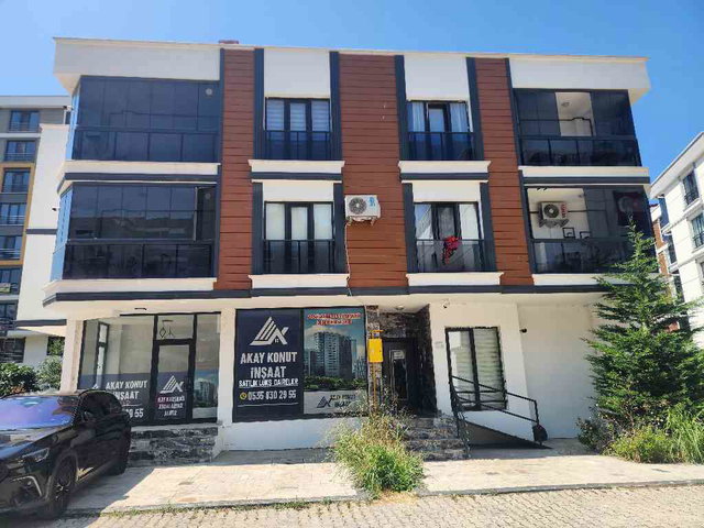 RE/MAX CAN ÖZKOKU'DAN TRAMVAYA 20 METRE, FULL EŞYALI, SIFIR 1+1