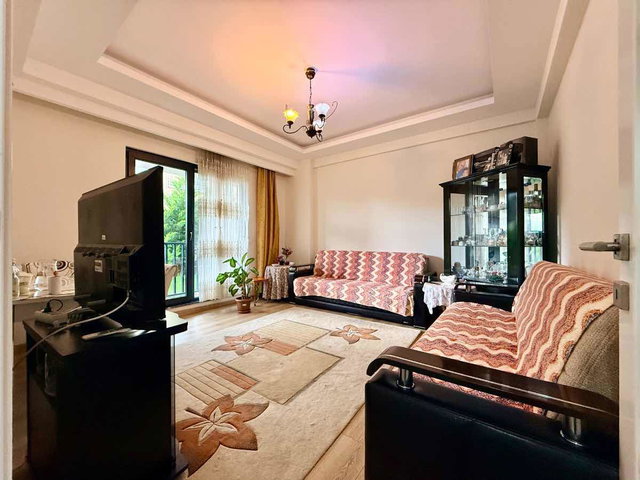 PENDİK MERKEZ DE BAHÇE KULLANIMLI BALKONLU SATILIK 2+1 DAİRE