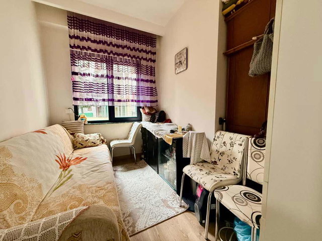 PENDİK MERKEZ DE BAHÇE KULLANIMLI BALKONLU SATILIK 2+1 DAİRE