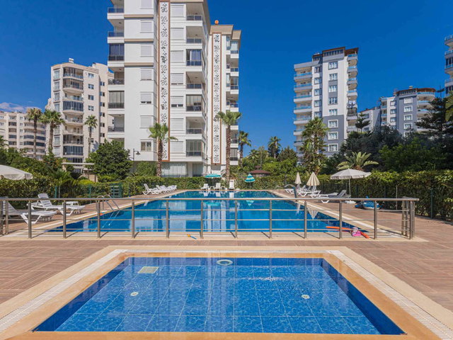 UNCALI'DA 242 PARK EVLERİ'NDE SATILIK 89 M2 1+1 DAİRE