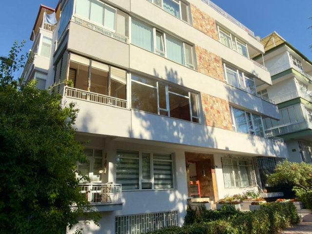 BÜKREŞ SOKAK YAKININ DA 4+1 KİRALIK DAİRE