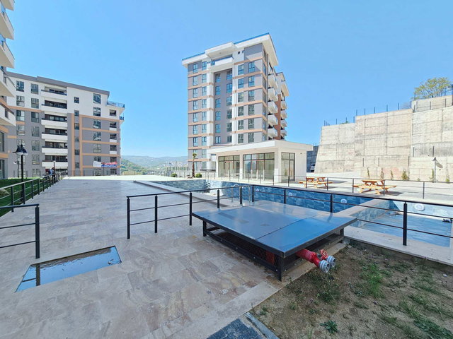 REMAX MYRADAN KAVANYA KORU SİTESİ ARAKAT MANZARALI 3+1 DAİRE