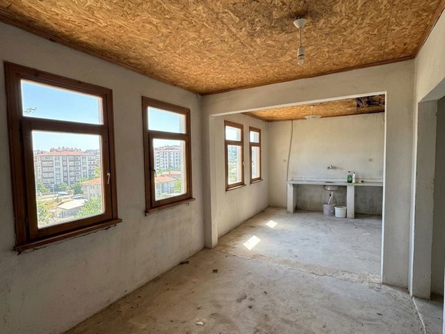SAKARYA SÖĞÜTLÜ BEŞDEĞIRMEN MAHALLESINDE SATILIK  YATIRIMLIK MÜSTAKIL EV