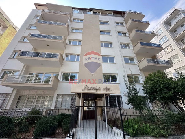 REMAX PARS'TAN ŞEHİR MERKEZİNDE SATILIK GENİŞ 3+1 DAİRE