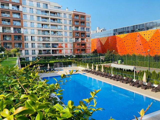 SUR YAPI METROGARDEN UZMANI LEYLA ŞİMŞEK 1+1 55M² SURYAPI