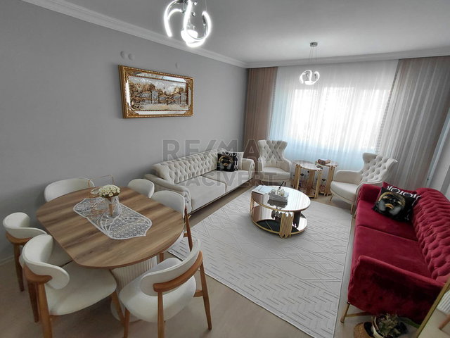 RE/MAX LACİVERT'TEN OBAKENT'TE SATILIK 3+1 LÜKS DAİRE