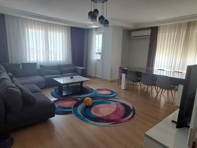 MALTEPE BAĞLARBAŞI MAHALLESİNDE EŞYALI LÜKS 4+1 KİRALIK DAİRE