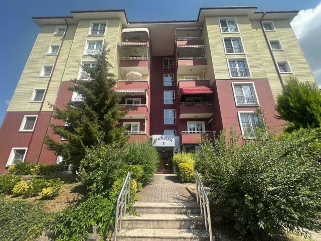 REMAX MOTTO ÜMİT DOĞAN DAN BAYTUR SİTESİ SATILIK DAİRE