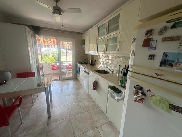 REMAX MOTTO ÜMİT DOĞAN DAN BAYTUR SİTESİ SATILIK DAİRE