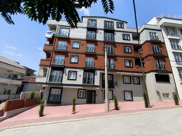 KOCAELİ GEBZE MEVLANA MAH.SATILIK 2+1 GİRİŞ KAT DAİRE