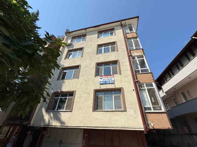REMAX DESIGN EĞİTİM ARAŞTIRMAYA 2 DAKİKA MESAFEDE KİRALIK DAİRE