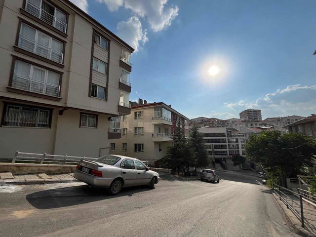 MAMAK AKŞEMSETTIN'DE ASANSÖRLÜ, İSKANLI, MASRAFSIZ SATILIK 3+1 DAIRE