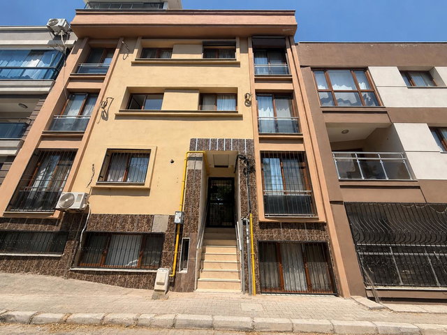 190 BAYRAKLI EMEK MAHALLESİ’NDE 2+1 | YÜKSEK GİRİŞ | KİRALIK DAİRE