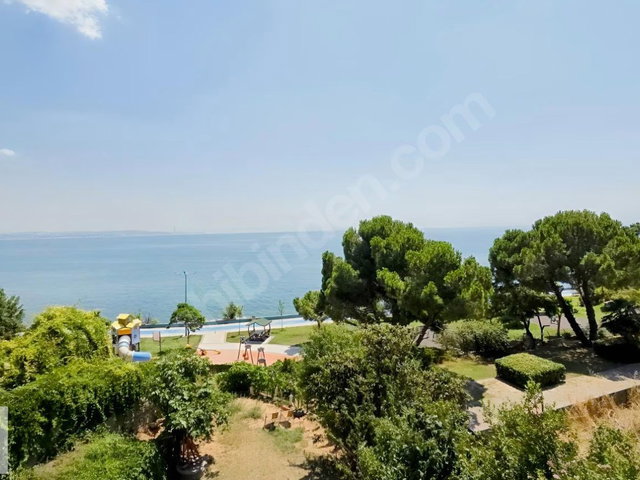 TUZLA MERCANDA DENİZE SIFIR YENİ BİNA ARA KAT 3+1 135 M2