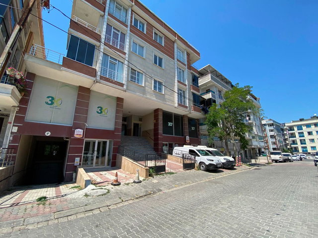 YAKUPLU MH. MERKEZİ KONUM KAPALI OTOPARK 100M2 KİRALIK 2+1 DAİRE