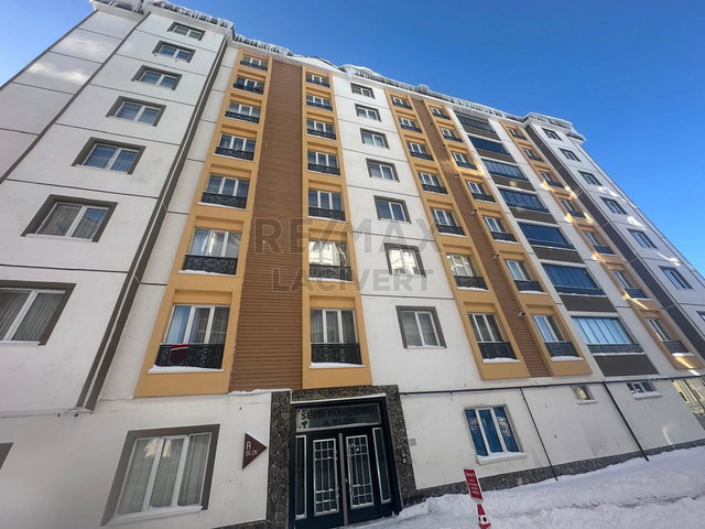 REMAX LACIVERT'TEN YILDIZKENT SEZIN PARK'DA KIRALIK 4+1 DAIRE