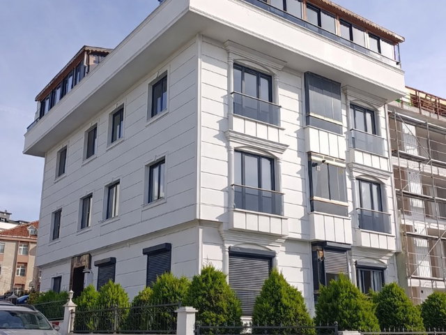 BÜYÜKÇEKMECE DENİZ MANZARALI LÜX YAPILI DUBLEX 3+2 SATILIK DAİRE