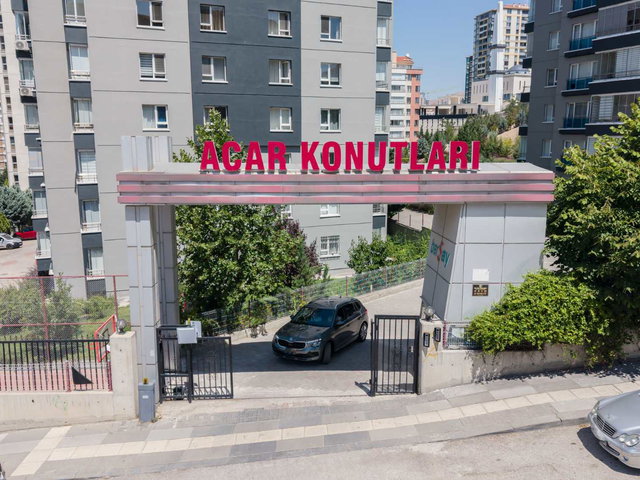 BATIKENT ACAR KONUTLARIN'DA KİRALIK 4+1 DAİRE