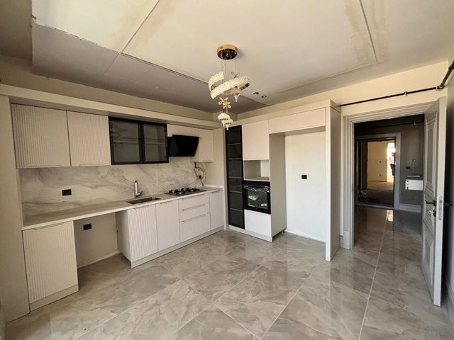 REMAX ARTIS'DEN A.GAZI'DE SATILIK SIFIR 3+1 DAIRE