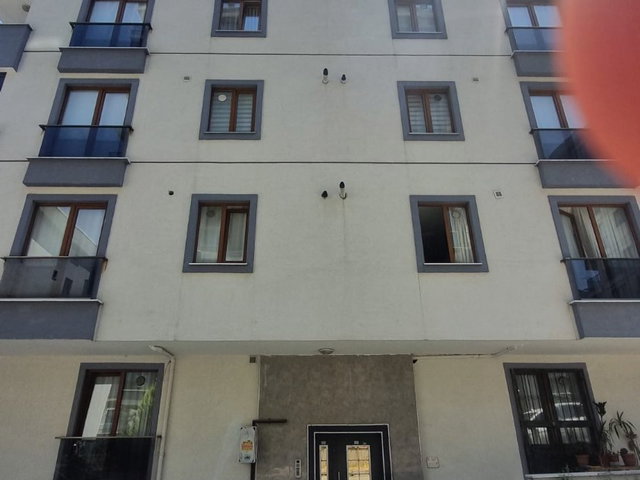 REMAX TERMINAL GIZEM BURKAY'DAN ÇEKMEKÖY KIRAZLIDERE MAHALLESINDE 2+1 EŞYALI KIRALIK DAIRE