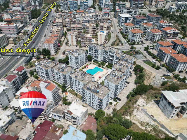 KUŞADASI MERKEZDE | TERAS KULLANIMLI | 3 CEPHELİ, AYDINLIK FERAH, 3+1 SATILIK DAİRE