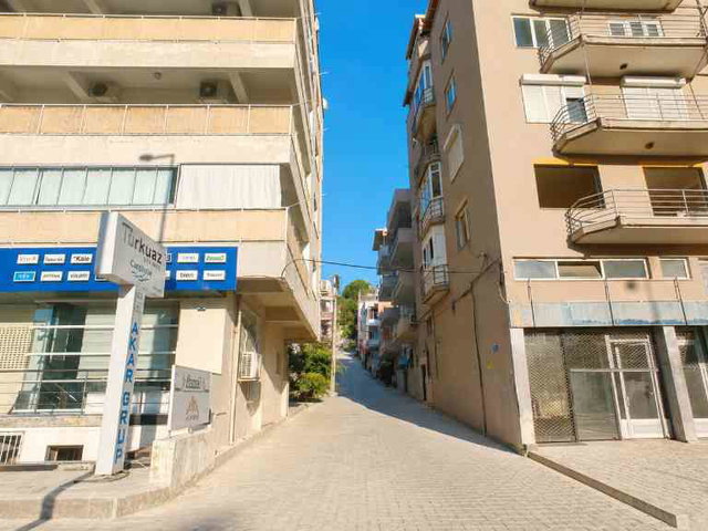 KUŞADASI MERKEZDE | TERAS KULLANIMLI | 3 CEPHELİ, AYDINLIK FERAH, 3+1 SATILIK DAİRE