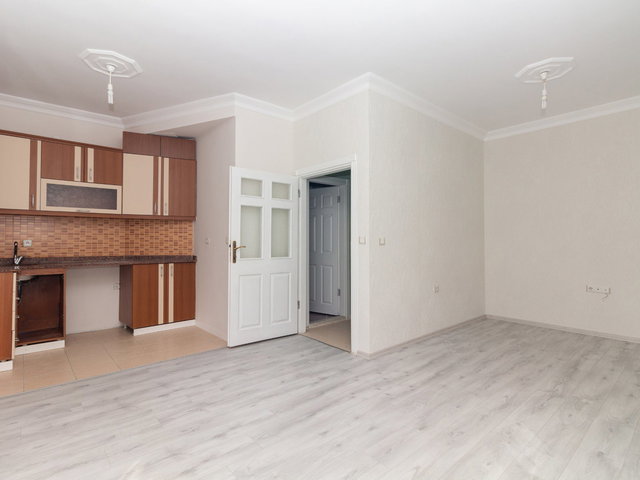 KONYAALTI GÜRSUDA SATILIK GİRİŞ KAT 1+1 DAİRE