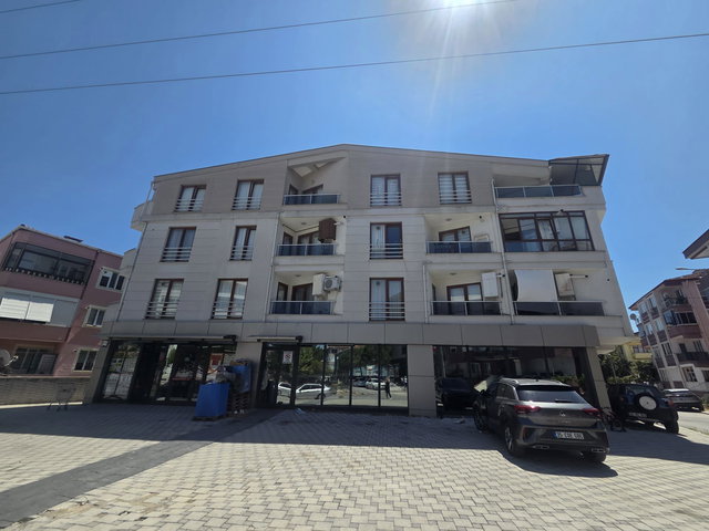 REMAXYAZ'DAN BAHÇELIEVLER MAH ABONELIKLERI AÇIK GENIŞ 1+1 DUBLEX DAIRE