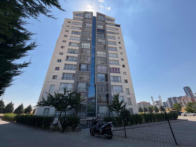 ATA MAHALLESİ UMUT YAPI SİTESİNDE 3. KAT 3+1 SATILIK DAİRE