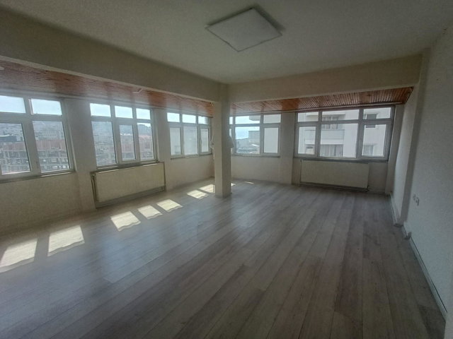 GEBZE BARIŞ MAHALLESİ GENİŞ 1+1 KİRALIK DAİRE