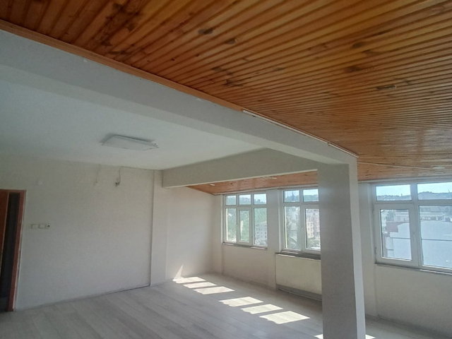 GEBZE BARIŞ MAHALLESİ GENİŞ 1+1 KİRALIK DAİRE