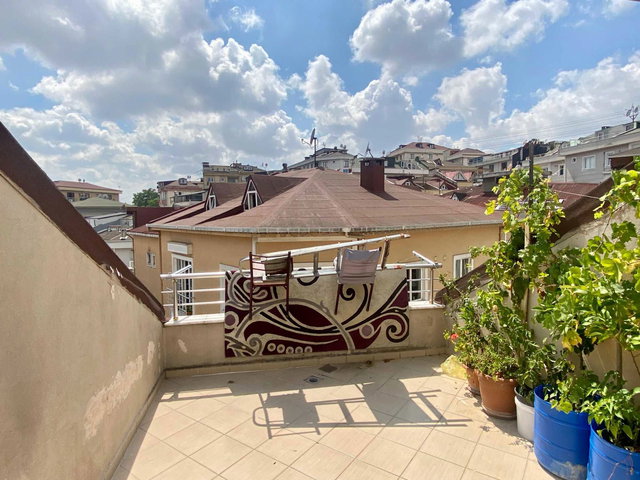 KAĞITHANE'DE 4+1 DUBLEX DAİRE
