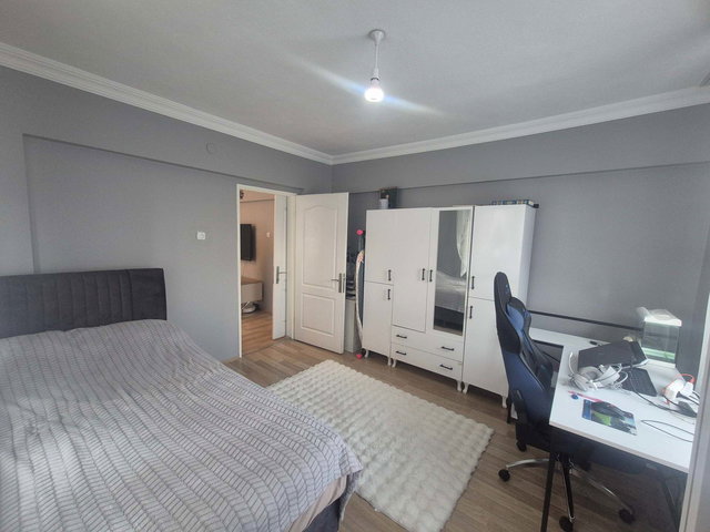 DEMETLALE MAH.NDE METRO YAKINI BAKIMLI 3+1 SATILIK DAİRE