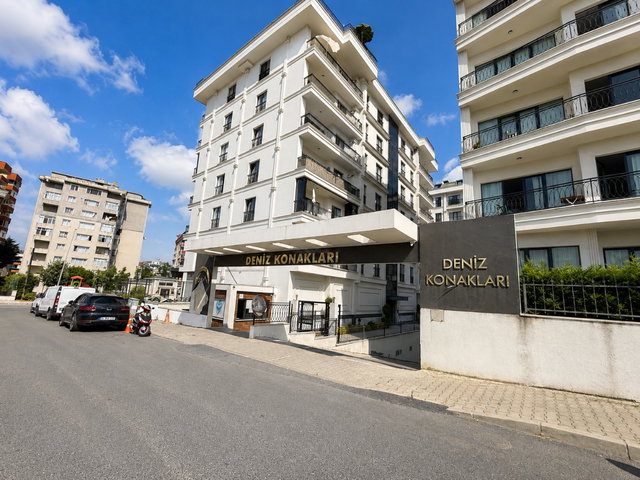 EKİNOBA DENİZ KONAKLARINDA SATILIK 1+1 75M2 ARA KAT DAİRE